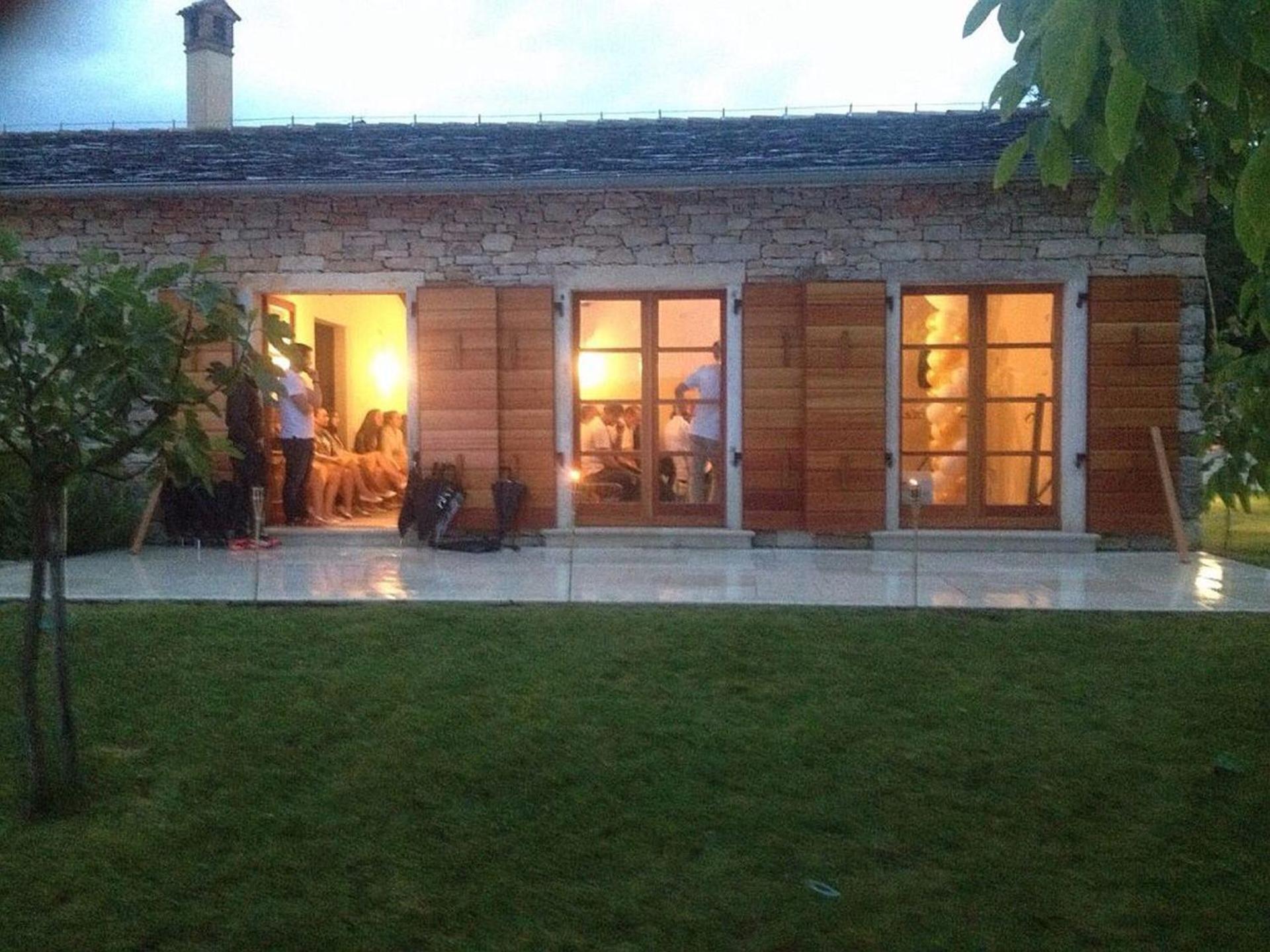 Villa Poropati, Groznjan, Istria - Luxury Countryside Estate For Up To 19 Persons - Large Pool Of 80M2 With Kids Section Kültér fotó