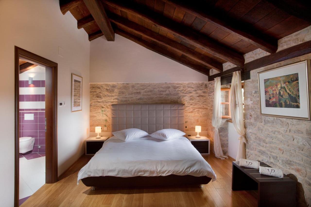 Villa Poropati, Groznjan, Istria - Luxury Countryside Estate For Up To 19 Persons - Large Pool Of 80M2 With Kids Section Kültér fotó